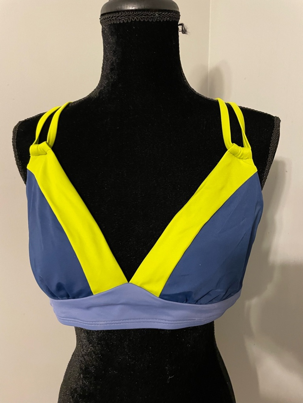 Title Nine Kuapapa Bikini Top Size L